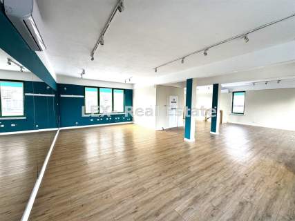 Pietrowy lokal 155m2 w centrum Pruszkowa