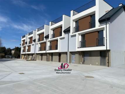 Apartament dwupoziomowy 74 m2 z ogródkiem 32 m2