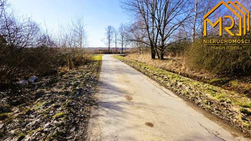 Działka budowlana 1522 m2 w spokojnej okolicy Brz