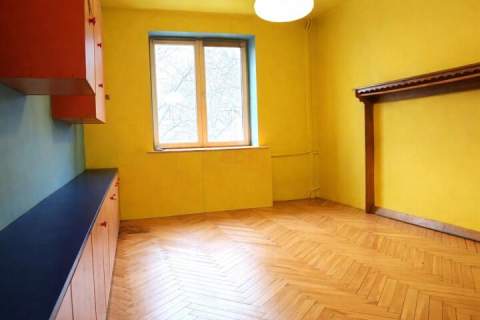 Rozkładowe 2 Pokoje na Pierwszym Piętrze