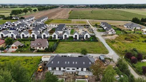 Dom premium z ogrodem i basenem.