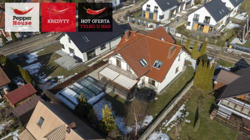 Dom z basenem Rewa ul. Kujawska