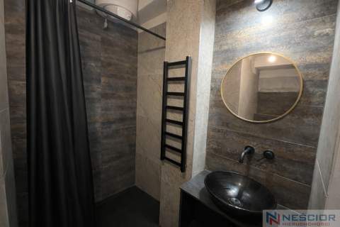 lokal usługowy / magazynowy   180 m   Siedlce