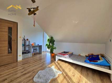 Przestronny, funkcjonalny dom 141 m w Wielogłowach