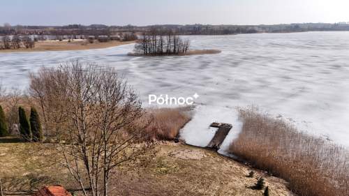Gotowa działka pod budowę nad jeziorem Szóstak