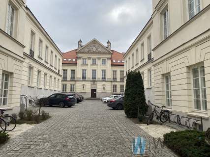 Lokal w podziemiu na Starówce - 129m2