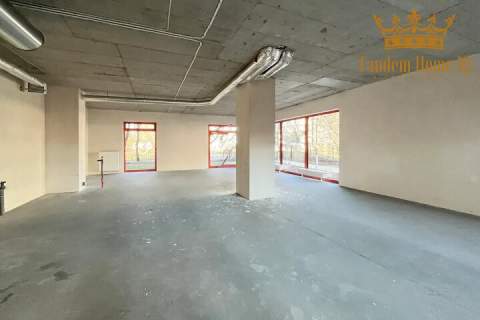Do wynajęcia lokal o pow. 75m2 na Pradze Południe Kamionek przy...