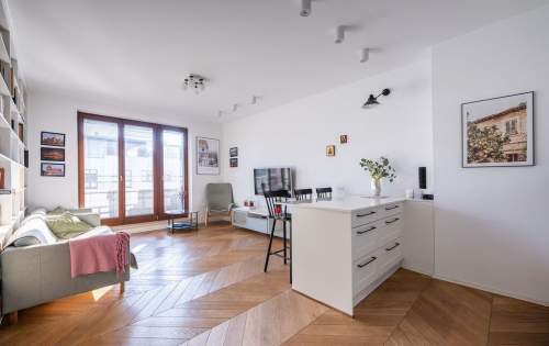 Komfortowy apartament w sercu Miasteczka Wilanów