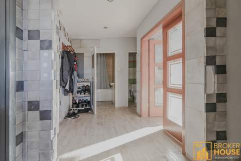 3 pokoje z dużym i słonecznym balkonem 