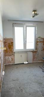 Mieszkanie 48 m2 4 piętro 3 pokoje centrum