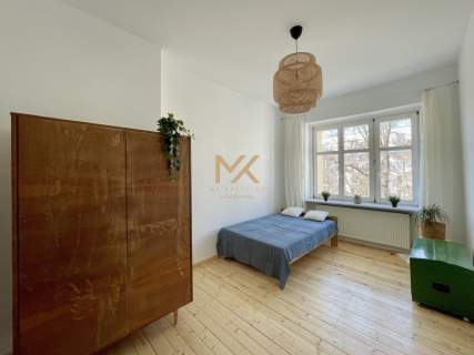 Klimatyczne 2 pokoje 50m2/ Osobna kuchnia/ Centrum