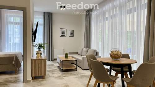 Apartament przy samej Promenadzie fak. vat.