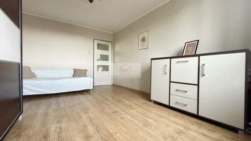 Mieszkanie 3 pokoje, 75m2,balkon,garaż murowany,działka 5a,Garbów