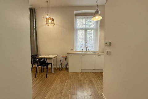 Nowoczesna kawalerka z antresolą Centrum
