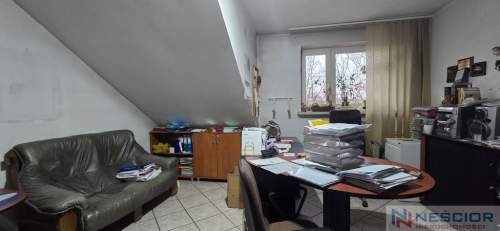Sprzedam dwupoziomowe mieszkanie 80m2-Centrum