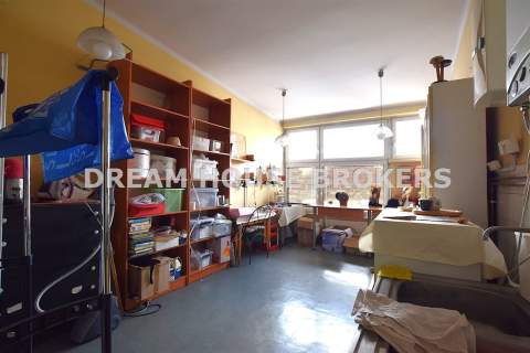 Lokal 40 m pod salon lub gabinet