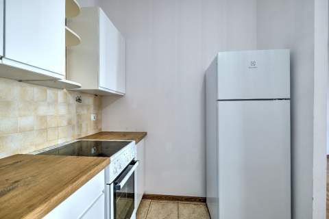 2 pokojowe z windą, blisko tramwaj