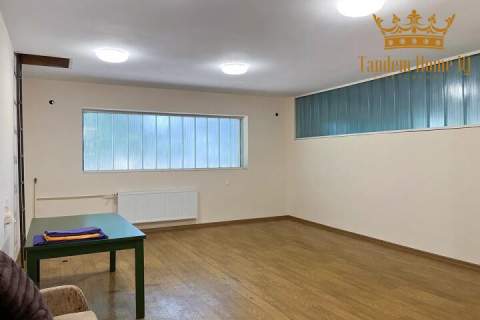 Do wynajęcia lokal 250m2 na cichą działalność Warszawa Ursynów
