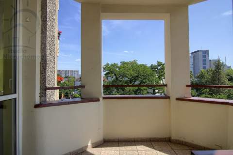 Umeblowane 3 pokoje, garderoba, duży balkon