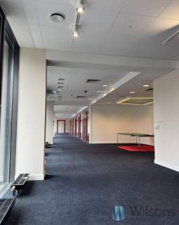 Biuro na parterze - Mokotów - 586 m2