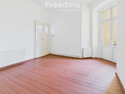 Prestiż bez hałasu. 60m , balkon, CO miejskie.