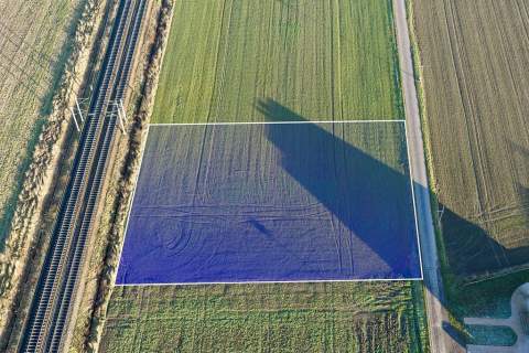 Działka 2.500 m , możliwość zabudowy mieszkaniowej