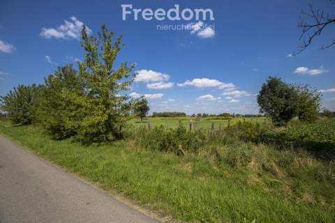 Działka 6,33 ha obok pola golfowego Trzciana