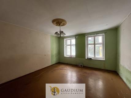 Kamienica w centrum Gniewu z ogródkiem i garażem
