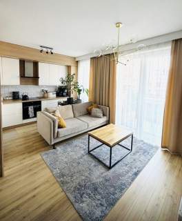 Okolice ul. Szarugi Nowe2016/LUX/Balkon