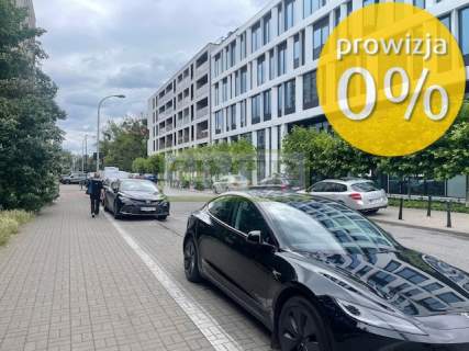 1 piętro,winda towarowa ,ochrona ,kamery,dostęp 24