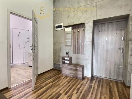 Bezczynszowe 86m2 Garderoba Schowek, 1. Piętro