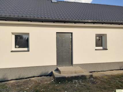 Sprzedam budynek parterowy ok 130m2 w centrum Wojcieszkowa