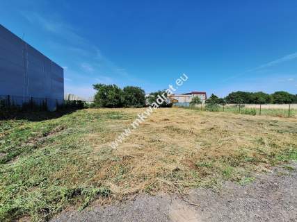 Działka w idealnym punkcie komunikacyjnym