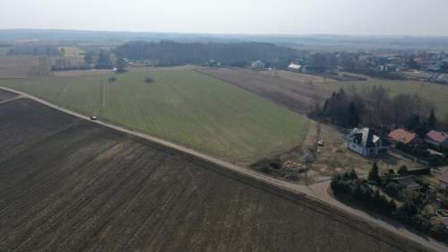 DZIAŁKA INWESTYCYJNA USŁUGOWA NA TERENIE MIASTA