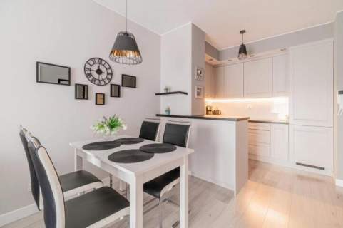 Apartament 2 pok. z miejscem postojowym, na II piętrze.