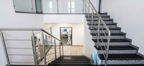 Hala 800 m 500 m biura