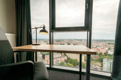 KOMFORTOWY APARTAMENT NA 22 PIĘTRZE W HANZA TOWER
