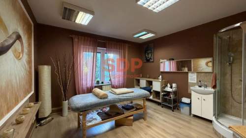Lokal biurowo-usługowy 100 m2 / blisko pl. Grunwaldzkiego