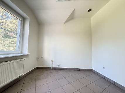 Tanie biuro w centrum Rzeszowa z parkingiem