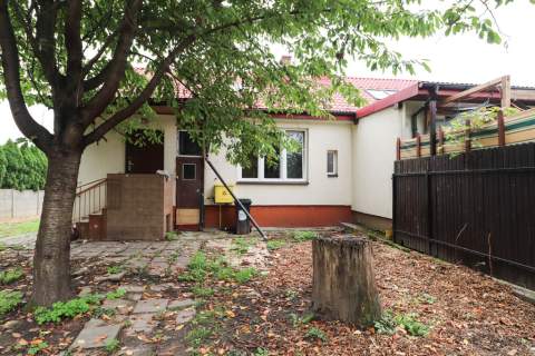 Dom w zielonej okolicy z dużą działką