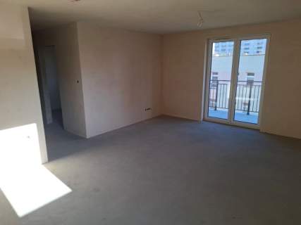 Bezczynszowe 57,80 m2 1 piętro i duży balkon