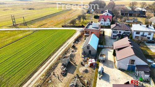 Nowoczesny dom jednorodzinny pod lasem