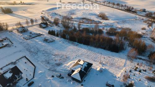Działka 1770 m Nowiec WZ, media
