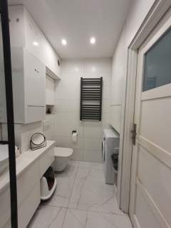 3 pokoje 55,6 m balkon 1 piętro