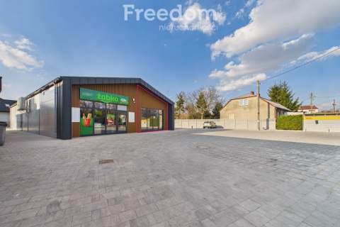 Lokal handlowo-usługowy Centrum Kłomnic Parter