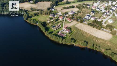 Działka budowlana 1096 m z widokiem na jezioro