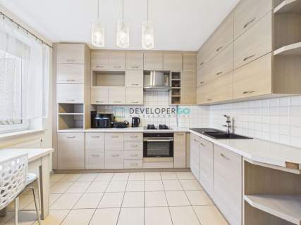 Atrakcyjne mieszkanie 3 pokoje 65m2 balkon.