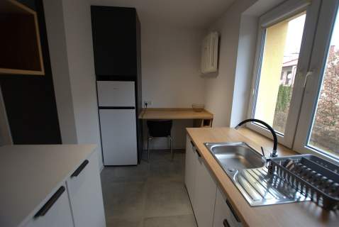 2 pokoje, widna kuchnia, duży balkon, I piętro