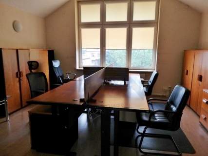Biuro 304 m2 do wynajęcia okolice Al. Krakowskiej