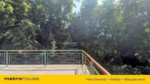 Posiadłość na działce 3352m2 w Brwinowie